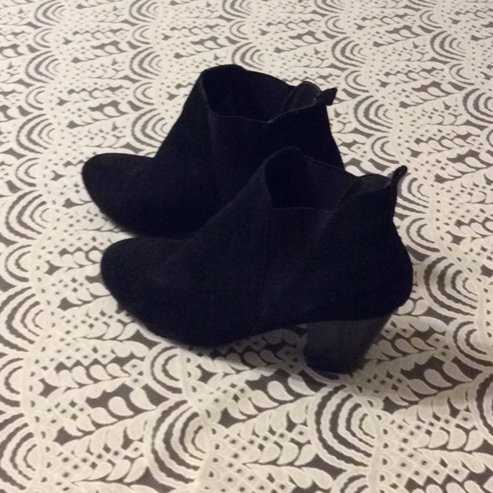 Women’s shoes